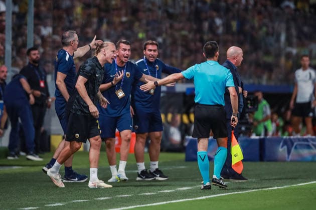 SOCCER - UEFA CL, AEK vs LASK ATHENS,GREECE,08.SEP.26 - SOCCER - UEFA Champions League, AEK Athens vs Linzer ASK. Image shows the disappointment of the team AEK.  GEPAxpictures xManuelxBinder