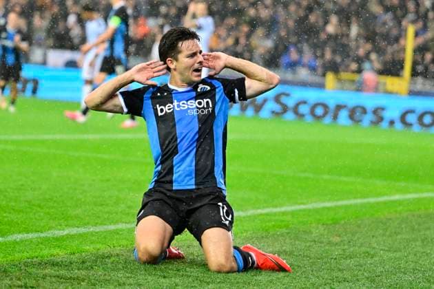 Club Brugge v Aston Villa - UEFA Champions League BRUGGE, BELGIUM - SEPTEMBER 08 : Vetlesen Hugo midfielder of Club Brugge celebrates scoring a goal during the UEFA Champions League 2026 27 League Phase MD1 match between Club Brugge and Aston Villa on September 8, 2026 in Brugge, Belgium, 08 09 2026 Brugge Belgium  Copyright: xJanxDexMeuleneirx