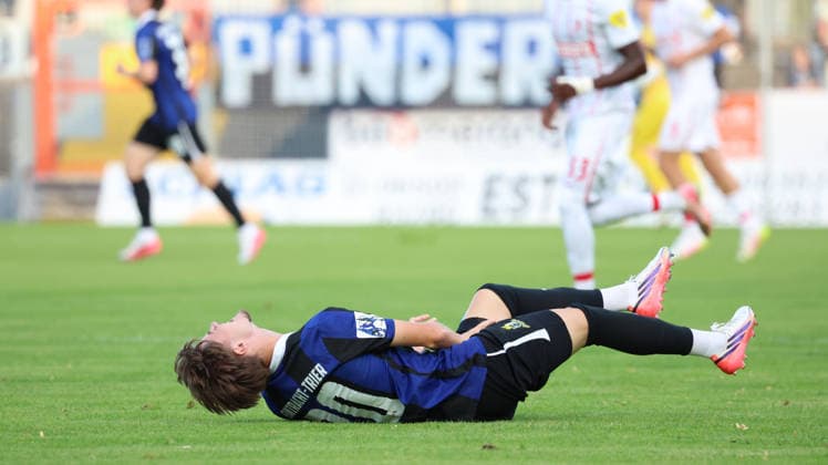 September 8, 2026, xrekx, Regional League Southwest Soccer, Eintracht Trier vs. SC Freiburg II – Fabio Lohei of SV Eintracht Trier 05 injured, injury, pain, pains, injured, injury, pain, pains, Trier