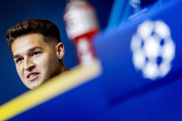 BARCELONA - Mika Marmol of Feyenoord during a press conference, PK, Pressekonferenz at Camp Nou ahead of the UEFA Champions League match between FC Barcelona, Barca and Feyenoord. KOEN VAN WEEL ANP xVIxANPxSportx xxANPxIVx 567661506 originalFilename: 567661506.jpg