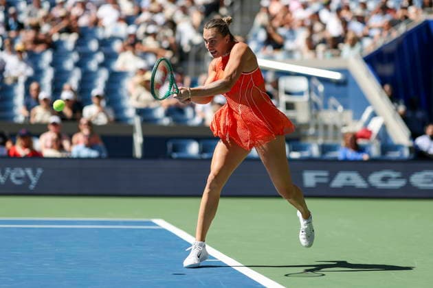 US Open tennis tournament - Day 10 Aryna Sabalenka of Belarus in action against Linda Noskova of Czechia during the Women Singles Quarterfinals match of the US Open Tennis Championships in Flushing Meadows, New York, USA, 08 September 2026. FLUSHING MEADOWS NEW YORK United States  Copyright: xSARAHxYENESELx
