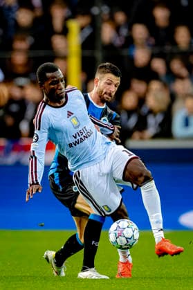 BRUGGE Club Brugge defender Brandon Mechele and Aston Villa FC forward Nicolas Jackson during the UEFA Champions League match between Club Brugge and Aston Villa at Jan Breydel Stadium on September 8, 2026, in Brugge, Belgium. Photo by DeFodi Images