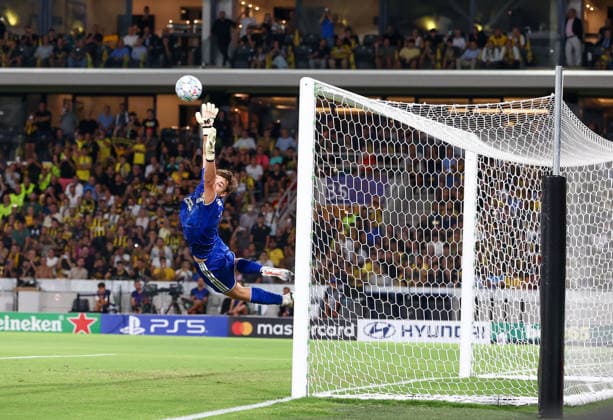 AEK Athens v LASK UEFA Champions League Lukas Jungwirth of LASK concedes a goal from a free kick during the UEFA Champions League match at AEK Arena, Athens 08 09 2026 UK Newspapers OUT Copyright: xYannisxHalasx FIL-23912-0055