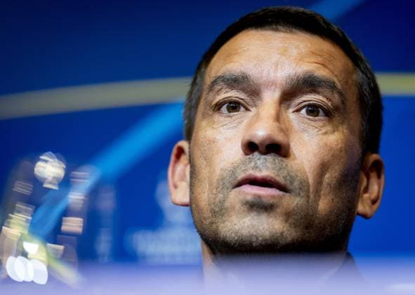BARCELONA - Feyenoord coach Giovanni van Bronckhorst during a press conference, PK, Pressekonferenz at Camp Nou ahead of the UEFA Champions League match between FC Barcelona, Barca and Feyenoord. KOEN VAN WEEL ANP xVIxANPxSportx xxANPxIVx 567664472 originalFilename: 567664472.jpg