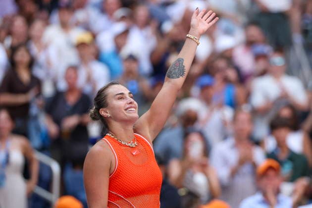 US Open tennis tournament - Day 10 Aryna Sabalenka of Belarus greets attendees after winning against Linda Noskova of Czechia during the Women Singles Quarterfinals match of the US Open Tennis Championships in Flushing Meadows, New York, USA, 08 September 2026. FLUSHING MEADOWS NEW YORK United States  Copyright: xSARAHxYENESELx
