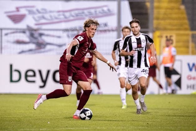 VfR Aalen vs. SSV Ulm 1846 Soccer, Regionalliga Southwest, Matchday 6, Bediani Arena, Aalen, September 8, 2026, photo by Oliver Wähling, SSV Ulm 1846 Soccer, 10, Gianluca Gaudino VfR Aalen, 46 VfR Aalen vs. SSV Ulm 1846 Soccer, Regionalliga Southwest, Matchday 6, Bediani Arena Aalen, September 8, 2026. Photo by Lucca Fundel, Aalen, Bediani Arena, Baden-Württemberg, Germany