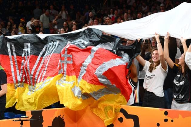 Germany v Korea - FIBA Women s Basketball World Cup 2026 Qualification to Quarter-Final BERLIN, GERMANY - SEPTEMBER 08 : German supporters during the FIBA Women s Basketball World Cup qualification to quarter-finals match between Germany and Korea in Berlin on September 8, 2026 in Berlin, Germany, 08 09 2026 Berlin Germany  Copyright: xVincentxKalutx