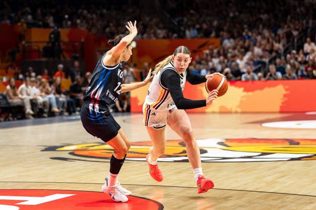 Luisa Geiselsoder (Germany), No. 15, dribbling; Haeran Lee (Korea), No. 12; GER, Germany vs. Korea, basketball, 2026 FIBA Women’s World Cup, quarterfinal qualifier, September 8, 2026, GER, Germany vs. Korea, basketball, 2026 FIBA Women’s World Cup, quarterfinal qualification, September 8, 2026, Berlin Copyright: xEibner-Pressefoto MaxxVincenx EP_MVN