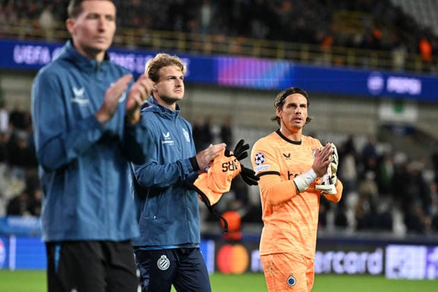 260908 Club Brugge vs Aston Villa Hans Vanaken (20) of Club Brugge, Nordin Jackers (29) of Club Brugge and Yann Sommer (1) of Club Brugge are pictured after after the Uefa Champions League matchday 1 game in the League phase in season 2026 - 2027 between Club Brugge KV and Aston Villa on September 8 , 2026 in Brugge, Belgium. (Photo by Maarten Straetemans Isosport) Brugge Belgium  Copyright: xMaartenxStraetemansx MS1_6741