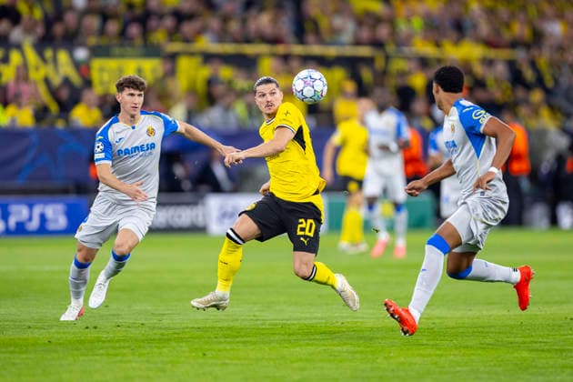 September 8, 2026, Soccer, Matchday 1 of the UEFA Champions League, Borussia Dortmund vs. Villarreal FC, Pau Navarro (Villarreal FC), Marcel Sabitzer (Borussia Dortmund), Santiago Mourino (Villarreal FC), Dortmund, Signal Iduna Park, North Rhine-Westphalia, Germany, xRHR, PHOTO DEx Copyright: DennisxEwert RHR-FOTOx RHR-FOTO DE