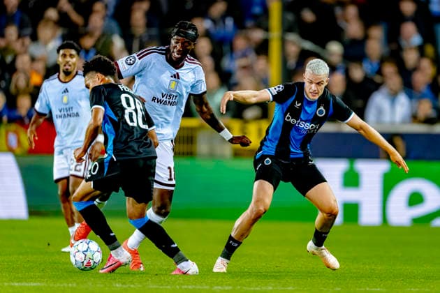 BRUGGE Aston Villa FC midfielder Boubacar Kamara and Club Brugge defender Hugo Siquet during the UEFA Champions League match between Club Brugge and Aston Villa at Jan Breydel Stadium on September 8, 2026, in Brugge, Belgium. Photo by DeFodi Images