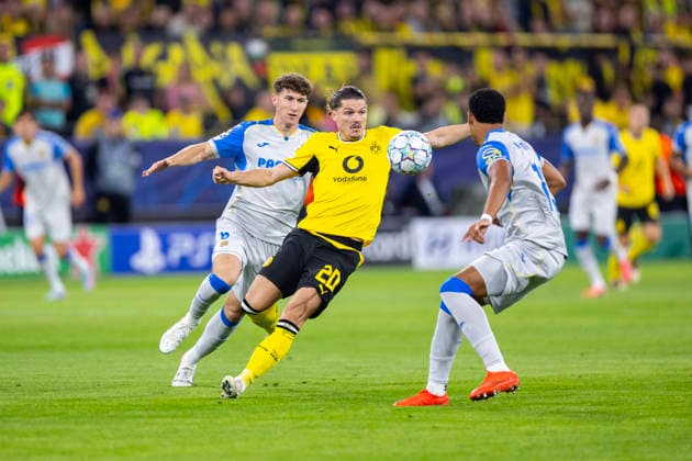 September 8, 2026, Soccer, Matchday 1 of the UEFA Champions League, Borussia Dortmund vs. Villarreal FC (Pau Navarro, Villarreal FC; Marcel Sabitzer, Borussia Dortmund; Santiago Mourino, Villarreal FC), Dortmund, Signal Iduna Park, North Rhine-Westphalia, Germany, xRHR, PHOTO DEx Copyright: DennisxEwert RHR-FOTOx RHR-FOTO DE