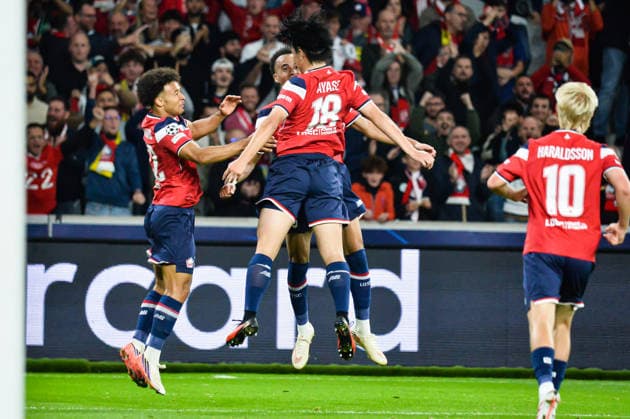 FOOTBALL : Lille OSC vs Real Betis Balompie - Ligue des Champions - Phase de Ligue - JournÃ e 1 - 08 09 2026 Joie des joueurs du LOSC aprÃ s le but de Ayase Ueda (Lille OSC) Villeneuve d AsqcFrance  Copyright: xBaptistexAutissierx