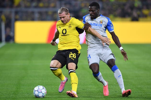 Soccer: UEFA Champions League Group Stage, Matchday 1—Borussia Dortmund vs. Villarreal on September 8, 2026, at Signal Iduna Park in Dortmund. Julian Ryerson (Dortmund, left) and Tani Oluwaseyi (Villarreal, right) xRx