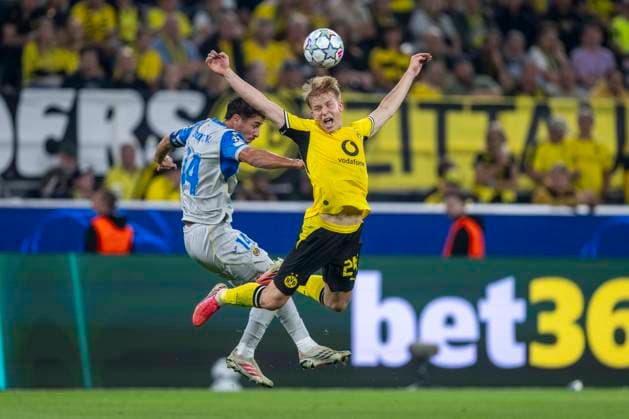 September 8, 2026 Champions League Borussia Dortmund vs. Villarreal at Signal Iduna Park: Nathan Saliba (Villarreal) and Daniel Svensson (Borussia Dortmund) battle for the ball. IMPORTANT NOTICE: In accordance with DFL and UEFA regulations, it is prohibited to use or allow the use of photographs taken in the stadium and or during the game in the form of sequential images and or video-like photo series Copyright: xDavidxInderliedx