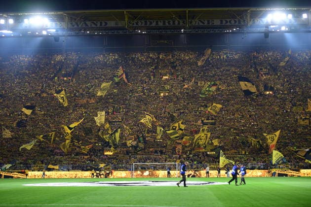 Borussia Dortmund v Villarreal CF - UEFA Champions League DORTMUND, GERMANY - SEPTEMBER 8: Borussia Dortmund supporters cheer from the stands during the UEFA Champions League match between Borussia Dortmund and Villarreal CF at BVB Stadion Dortmund in Dortmund, Germany, on September 8, 2026. Hesham Elsherif Anadolu Dortmund Germany. Editorial use only. Please get in touch for any other usage.  Copyright: x2026xAnadoluxHeshamxElsherifx