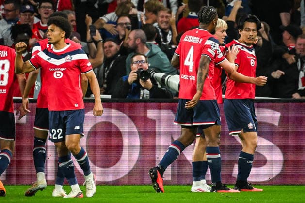 September 8, 2026, Villeneuve-D ascq, France, France: Ayase UEDA of Lille celebrate his goal with teammates during the UEFA Champions League, League Phase MD1 match between Lille OSC (LOSC) and Real Betis Balompie at Pierre Mauroy Stadium on October 23, 2025 in Villeneuve-d Ascq near Lille, France. Villeneuve-D ascq France - ZUMAm308 20260908_zsp_m308_006 Copyright: xMatthieuxMirvillex