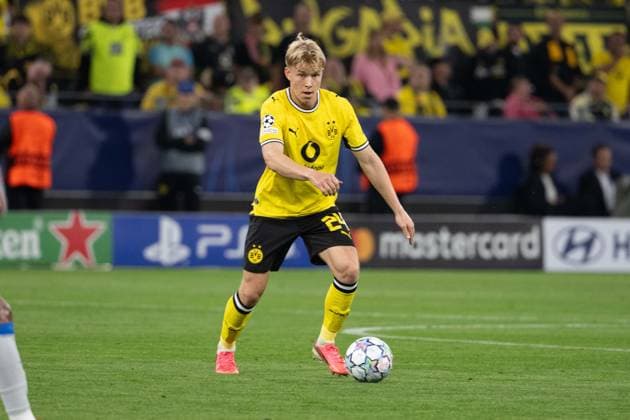 Daniel Svensson 24, Borussia Dortmund; Borussia Dortmund vs. FC Villarreal; Soccer; Champions League; Group Stage; Matchday 1; September 8, 2026; Dortmund, North Rhine-Westphalia, Germany Copyright: xkolbert-press MarcxNiemeyerx