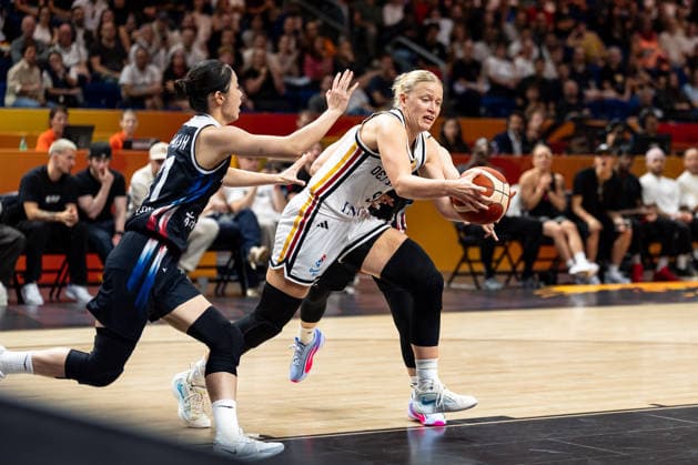 Emma Eichmeyer (Germany), No. 9 dribbling, Sohee Park (Korea), No. 11, GER, Germany vs. Korea, Basketball, 2026 FIBA Women’s World Cup, Quarterfinal Qualifier, September 8, 2026, GER, Germany vs. Korea, Basketball, 2026 FIBA Women’s World Cup, Qualification for the Quarterfinals, September 8, 2026, Berlin Copyright: xEibner-Pressefoto MaxxVincenx EP_MVN