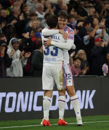 Carabao Cup - Crystal Palace v Middlesbrough LONDON, ENGLAND, SEPTEMBER 8: GOAL 2-0, Jorgen Strand Larsen of Crystal Palace goal celebration with Ben Chilwell of Crystal Palace after scoring a goal to put Crystal Palace 2-0 ahead during The Carabao Cup Third Round match between Crystal Palace v Middlesbrough at Selhurst Park Stadium, London, England, on September 8. (Photo by Daniel Weir) London Selhurst Park Stadium England Copyright: xDanielxWeir SportsxPressxPhotox Sportspressphoto_SPR226290