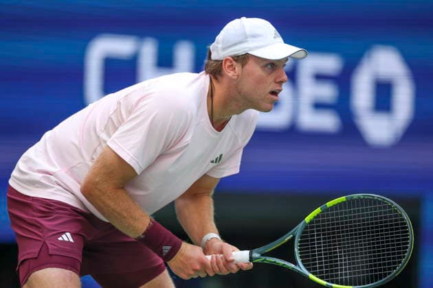US Open tennis tournament - Day 10 Alex Michelsen of the US in action against Frances Tiafoe of the US during the Men s Singles Quarterfinals match of the US Open Tennis Championships in Flushing Meadows, New York, USA, 08 September 2026. FLUSHING MEADOWS NEW YORK United States  Copyright: xSARAHxYENESELx