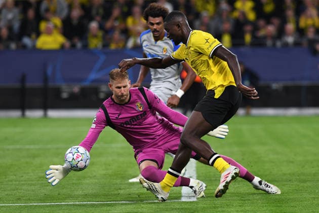 Goalkeeper Peter Gulacsi of Villarreal CF and Serhou Guirassy of Borussia Dortmund battle for the ball during the 2026–2027 UEFA Champions League match between Borussia Dortmund and Villarreal CF at BVB Stadion on September 8, 2026, in Dortmund, Germany. Photo by Ralf Treese, DeFodi Images. Goalkeeper Peter Gulacsi of Villarreal CF and Serhou Guirassy of Borussia Dortmund battle for the ball during the 2026–2027 UEFA Champions League match between Borussia Dortmund and Villarreal at BVB Stadion Dortmund on September 8, 2026 in Dortmund, Germany. Photo by Ralf Treese, DeFodi Images