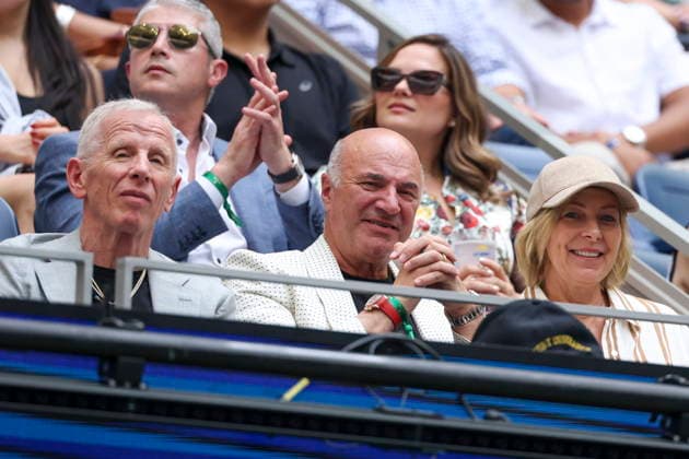 US Open tennis tournament - Day 10 Canadian businessman Kevin O Leary (C) and his spouse Linda O Leary (R) attend the US Open Tennis Championships in Flushing Meadows, New York, USA, 08 September 2026. FLUSHING MEADOWS NEW YORK United States  Copyright: xSARAHxYENESELx