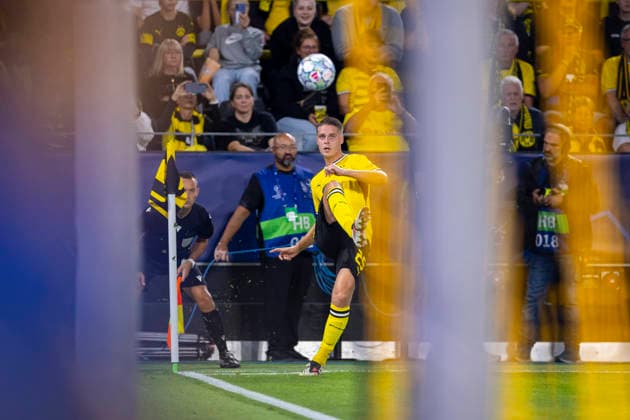September 8, 2026, Soccer, Matchday 1 of the UEFA Champions League, Borussia Dortmund vs. Villarreal, Joey Veerman, Borussia Dortmund taking a corner kick at Signal Iduna Park, North Rhine-Westphalia, Germany, xRHR PHOTO DEx Copyright: DennisxEwert RHR-FOTOx RHR-FOTO DE
