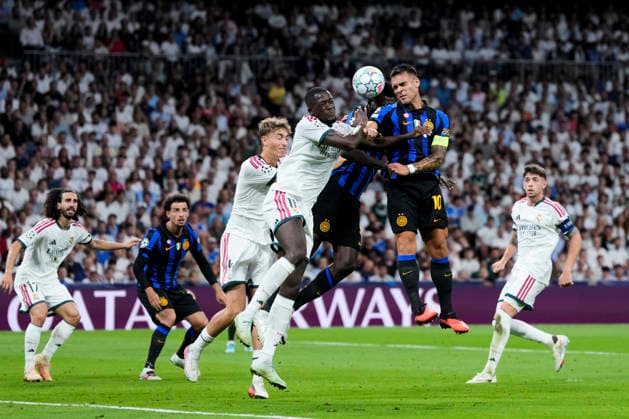 ESP: Real Madrid - Inter Milan. UEFA Champions League. Matchday 1 Ibrahima Konate of Real Madrid CF and Lautaro Martinez of Inter Milan during the UEFA Champions League match, matchday 1, between Real Madrid and FC Inter de Milan played at Santiago Bernabeu Stadium on 8 Sep, 2026 in Madrid, Spain. kpng Copyright: xCesarxCebollax xPRESSINPHOTOx PS_2627_UCL_RMA_INT_074