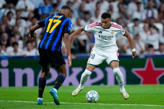 ESP: Real Madrid - Inter Milan. UEFA Champions League. Matchday 1 Andy Diouf of Inter Milan and Kylian Mbappe of Real Madrid CF during the UEFA Champions League match, matchday 1, between Real Madrid and FC Inter de Milan played at Santiago Bernabeu Stadium on 8 Sep, 2026 in Madrid, Spain. kpng Copyright: xCesarxCebollax xPRESSINPHOTOx PS_2627_UCL_RMA_INT_082