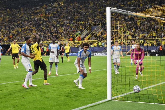 Own goal 1-0 by Renato Veiga (Villarreal FC), assisted by Maximilian Beier (Borussia Dortmund), September 8, 2026, 2026-2027 UEFA Champions League, Matchday 1, Borussia Dortmund vs. Villarreal CF. UEFA regulations prohibit any use of photographs as image sequences and or quasi-video. Dortmund, Signal Iduna Park, North Rhine-Westphalia, Germany Team2