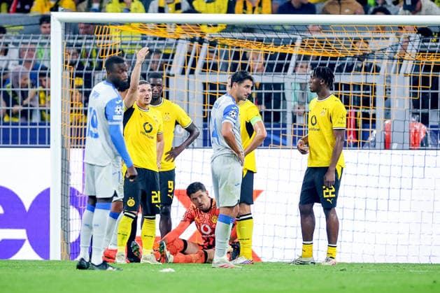 September 8, 2026, Soccer, UEFA Champions League, Borussia Dortmund vs. Villarreal, Champions League Matchday 1, Signal Iduna Park, 2026–27 season. Goalkeeper Gregor Kobel of BVB 01 is sitting on the field and requires medical attention. DFB regulations prohibit any use of photographs as image sequences and or quasi-video. North Rhine-Westphalia, Germany