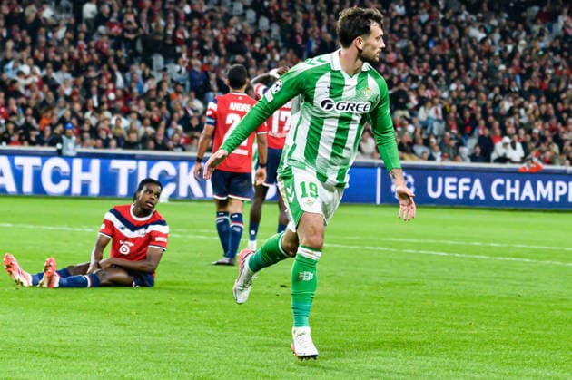 FOOTBALL : Lille OSC vs Real Betis Balompie - Ligue des Champions - Phase de Ligue - JournÃ e 1 - 08 09 2026 Joie des joueurs du Real Betis BalompiÃ apres le but de Troy Parrott (Real Betis BalompiÃ ) Villeneuve d AsqcFrance  Copyright: xBaptistexAutissierx
