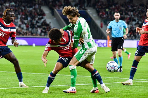 FOOTBALL : Lille OSC vs Real Betis Balompie - Ligue des Champions - Phase de Ligue - JournÃ e 1 - 08 09 2026 Rodrigo Riquelme (Real Betis BalompiÃ ) Tiago Santos (Lille OSC) Villeneuve d AsqcFrance  Copyright: xBaptistexAutissierx