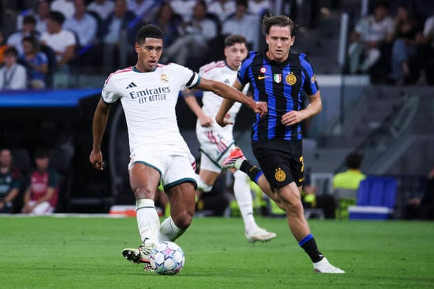 Real Madrid vs. FC Internazionale Milano, UEFA Champions League 2026–27, September 8, 2026, Santiago Bernabéu Stadium, Madrid, Spain Jude Bellingham of Real Madrid is marked by Piotr Zielinski during the UEFA Champions League 2026 27 soccer match between Real Madrid and FC Internazionale Milano at Santiago Bernabéu Stadium on September 8, 2026, in Madrid, Spain Madrid Santiago Bernabéu Stadium Madrid Spain Copyright: xAlejandroxMatiasxAcostax