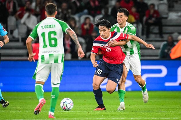 September 8, 2026, Villeneuve-D ascq, France, France: Ayase UEDA of Lille and Marc ROCA of Real Betis Balompie during the UEFA Champions League, League Phase MD1 match between Lille OSC (LOSC) and Real Betis Balompie at Pierre Mauroy Stadium on October 23, 2025 in Villeneuve-d Ascq near Lille, France. Villeneuve-D ascq France - ZUMAm308 20260908_zsp_m308_026 Copyright: xMatthieuxMirvillex