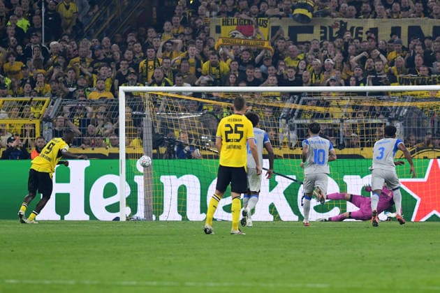 Serhou Guirassy scores Borussia Dortmund s third goal (3–1) during the 2026–2027 UEFA Champions League match between Borussia Dortmund and Villarreal CF, BVB Stadion on September 8, 2026, in Dortmund, Germany. Photo by Ralf Treese, DeFodi Images. Serhou Guirassy of Borussia Dortmund scores his team’s third goal during the 2026–2027 UEFA Champions League match between Borussia Dortmund and Villarreal at BVB Stadion Dortmund on September 8, 2026 in Dortmund, Germany. Photo by Ralf Treese, DeFodi Images