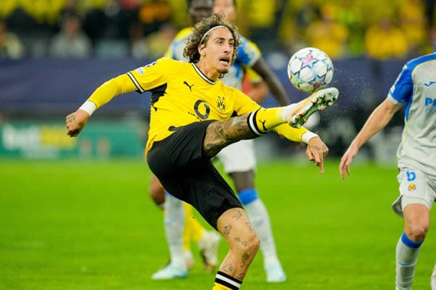 Fabio Silva of Borussia Dortmund controls the ball during the 2026–2027 UEFA Champions League match between Borussia Dortmund and Villarreal at BVB Stadion Dortmund on September 8, 2026, in Dortmund, Germany. Photo by Alex Gottschalk, DeFodi Images