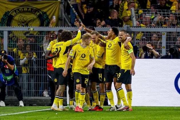 DORTMUND - Serhou Guirassy of Borussia Dortmund celebrates his team s second goal with his teammates during the UEFA Champions League match between Borussia Dortmund and Villarreal CF at Signal Iduna Park on 08 September 2026 in Dortmund, Germany. MARCEL TER BALS ANP UEFA Champions League 2026 27 xVIxANPxSportx xMarcelxterxBalsxIVx 567686819 originalFilename: 567686819.jpg