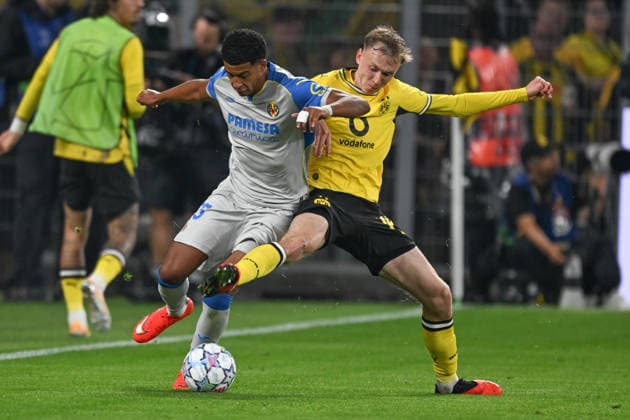 From left to right in a one-on-one duel: Santiago Mourino (Villarreal CF 15) and Maximilian Beier (Dortmund 14) on August 9, 2026. ¢ Soccer, Champions League, Borussia Dortmund vs. Villarreal Club de Fútbol, Signal Iduna Park, Dortmund, North Rhine-Westphalia, Germany Copyright: xpepphotox xHorstxMauelshagenx pep00321, pep_20260908_hm_418521