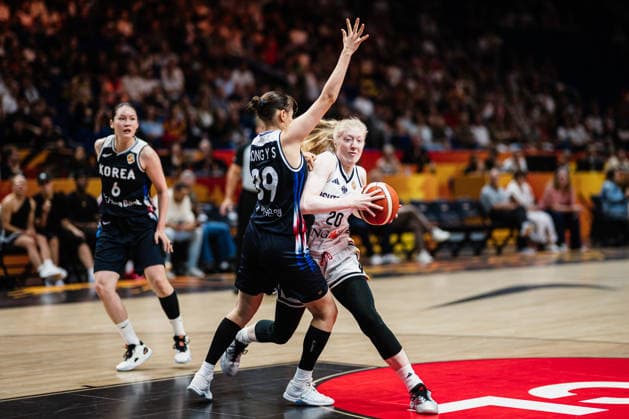 FIBA Women’s Basketball World Cup 2026: Germany vs. South Korea, September 8, 2026; Frieda Bühner (Germany), 20; Yusun Hong (South Korea), 39; Basketball; FIBA Women’s Basketball World Cup 2026; Final Phase, Qualifier for the Quarterfinals: Germany vs. South Korea on September 8, 2026, at the Uber Arena, Berlin Copyright: xBEAUTIFULxSPORTS Tonhäuserx