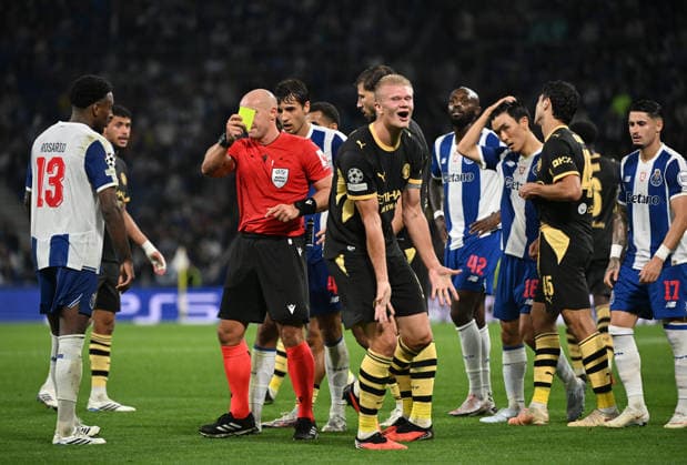 FC Porto v Manchester City - UEFA Champions League PORTO, PORTUGAL - SEPTEMBER 28: Erling Haaland of Man City reacts after getting a yellow card after flighting with a player during the UEFA Champions League 2026 27 League Phase MD1 match between FC Porto and Manchester City at Estadio do Dragao on September 08, 2026 in Porto, Portugal. Alex Juarez Anadolu Porto Portugal. Editorial use only. Please get in touch for any other usage.  Copyright: x2026xAnadoluxAlexxJuarezx