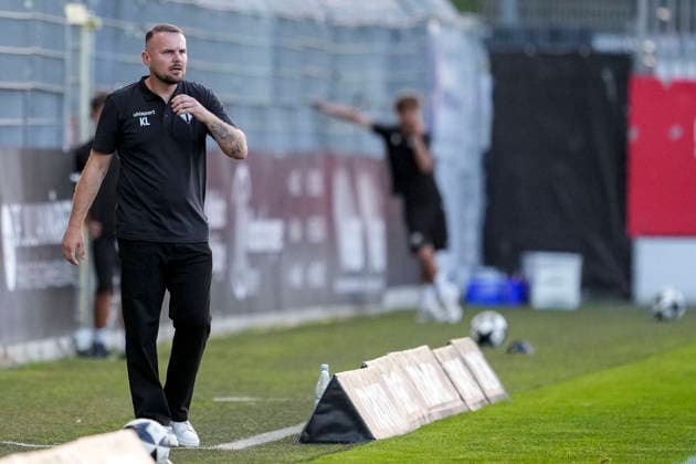 Kushtrim Lushtaku, Coach, Head Coach, SGV Freiberg, Free-standing, Full-body, Single image, Single photo, Action, On the sidelines, On the sideline, September 8, 2026, Sandhausen, Germany, soccer, Regionalliga Southwest, SV Sandhausen, SGV Heilbronn Freiberg xozx
