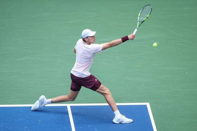 Alex Michelsen of USA in action 2026 US Open, Day Ten, USTA Billie Jean King National Tennis Center, New York, USA - 08 Sep 2026New York USTA Billie Jean King National T New York (NY) United States of America EDITORIAL USE ONLY No use with unauthorised audio, video, data, fixture lists, club league logos or live services. Online in-match use limited to 120 images, no video emulation. No use in betting, games or single club league player publications.  Copyright: xEllaxLing Shutterstockx 17140157af
