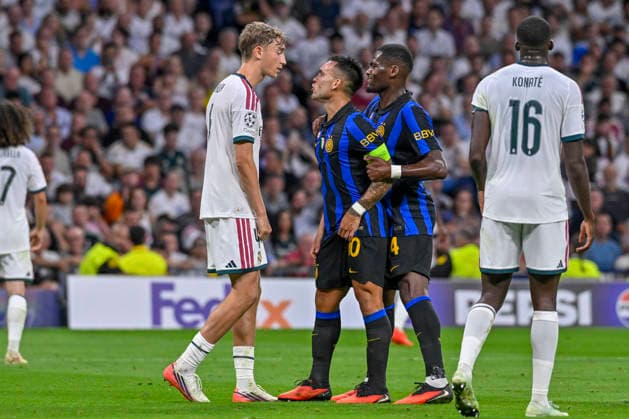 September 8, 2026, Madrid, Madrid, Spain: 4 DEAN HUIJSEN of Real Madrid CF and 10 LAUTARO MARTINEZ of F. C. Internazionale Milano they argue, clash with each other, and are pulled apart during the match on Matchday 1 of the group stage of the 2026 27 UEFA Champions League between REAL MADRID C.F. and F.C. INTERNAZIONALE MILANO, played at the Bernabo u Stadium on September 8, 2026, in Madrid, Spain. Madrid Spain - ZUMAc312 20260908_zsp_c312_474 Copyright: xOscarxManuelxSanchezx