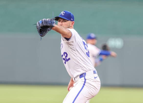 SEP 8, 2026: Kansas City Royals starting pitcher Michael Wacha (52) warms up before the game against the Diamondbacks at Kauffman Stadium Kansas City, MO. CSM Kansas City United States - ZUMAc04_ 20260908_zma_c04_008 Copyright: xRomanxPunox