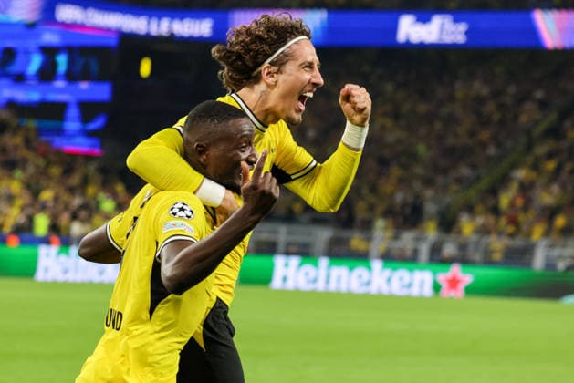 Dortmund, Deutschland: 08.09..2026 - UEFA Champions League 2026 27 - Borussia Dortmund vs. FC Villarreal Im Bild: v.li. Torschütze Serhou Guirassy (BVB) macht das Tor zum 2:1 für Dortmund und jubelt mit Fabio Silva (BVB) (DFL DFB REGULATIONS PROHIBIT ANY USE OF PHOTOGRAPHS as IMAGE SEQUENCES and or QUASI-VIDEO)