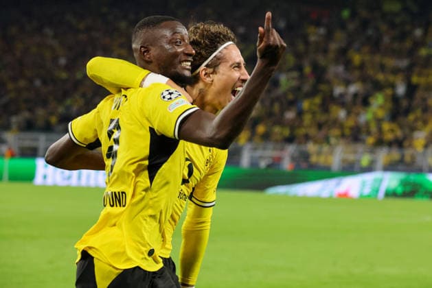 Dortmund, Deutschland: 08.09..2026 - UEFA Champions League 2026 27 - Borussia Dortmund vs. FC Villarreal Im Bild: v.li. Torschütze Serhou Guirassy (BVB) macht das Tor zum 2:1 für Dortmund und jubelt mit Fabio Silva (BVB) (DFL DFB REGULATIONS PROHIBIT ANY USE OF PHOTOGRAPHS as IMAGE SEQUENCES and or QUASI-VIDEO)