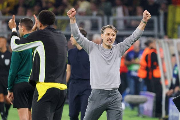 Dortmund, Deutschland: 08.09..2026 - UEFA Champions League 2026 27 - Borussia Dortmund vs. FC Villarreal Im Bild: Cheftrainer Niko Kovac (BVB) jubelt zum Abpfiff und zum Sieg zum 3:2 gegen Villarreal (DFL DFB REGULATIONS PROHIBIT ANY USE OF PHOTOGRAPHS as IMAGE SEQUENCES and or QUASI-VIDEO)