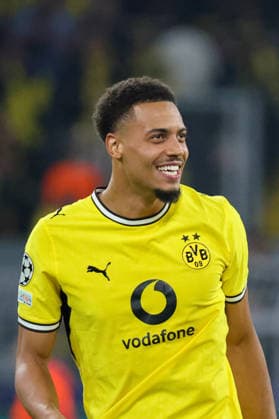 Dortmund, Deutschland: 08.09..2026 - UEFA Champions League 2026 27 - Borussia Dortmund vs. FC Villarreal Im Bild: Felix Nmecha (BVB) beim Abschlussjubel nach dem 3:2 Sieg gegen Villarreal (DFL DFB REGULATIONS PROHIBIT ANY USE OF PHOTOGRAPHS as IMAGE SEQUENCES and or QUASI-VIDEO)